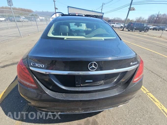 2015 Mercedes-Benz C 300 4MATIC Sedan – miniatura 5