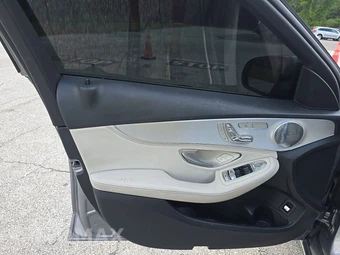 2015 Mercedes-Benz C 300 4MATIC Sedan – miniatura 9