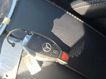 2015 Mercedes-Benz C 300 4MATIC Sedan – miniatura 8