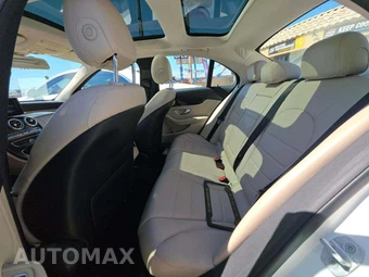 2015 Mercedes-Benz C 300 4MATIC Sedan – miniatura 13