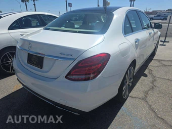 2015 Mercedes-Benz C 300 4MATIC Sedan – miniatura 3