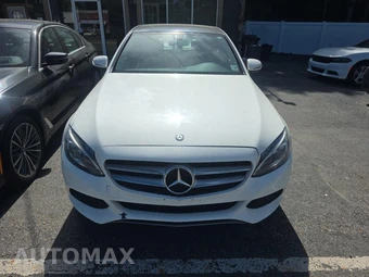 2015 Mercedes-Benz C 300 4MATIC Sedan - miniatura 2