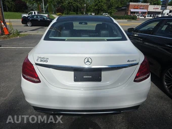 2015 Mercedes-Benz C 300 4MATIC Sedan - miniatura 5