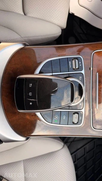 2015 Mercedes-Benz C 300 4MATIC Sedan - miniatura 20