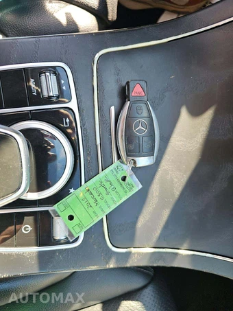 2015 Mercedes-Benz C 300 4MATIC Sedan - miniatura 8