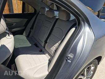 2015 Mercedes-Benz C 300 4MATIC Sedan – miniatura 13