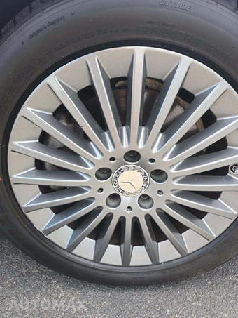 2015 Mercedes-Benz C 300 4MATIC Sedan w/Luxury Pkg - miniatura 26