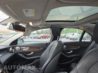 2015 Mercedes-Benz C 300 4MATIC Sedan w/Luxury Pkg – miniatura 18