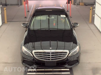 2015 Mercedes-Benz C 300 4MATIC Sedan w/Luxury Pkg – miniatura 2