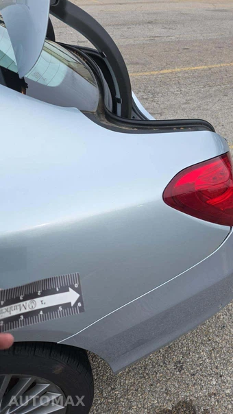 2015 Mercedes-Benz C 300 4MATIC Sedan w/Luxury Pkg - miniatura 26