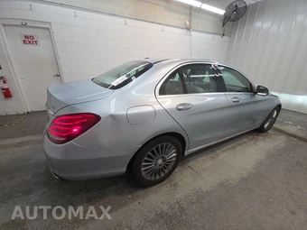 2015 Mercedes-Benz C 300 4MATIC Sedan w/Luxury Pkg - miniatura 4