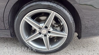 2015 Mercedes-Benz C 300 4MATIC Sedan w/Sport Pkg - miniatura 24