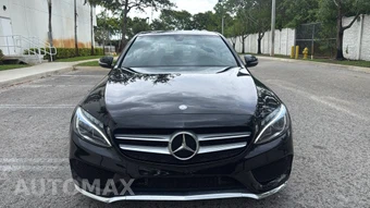 2015 Mercedes-Benz C 300 4MATIC Sedan w/Sport Pkg - miniatura 3