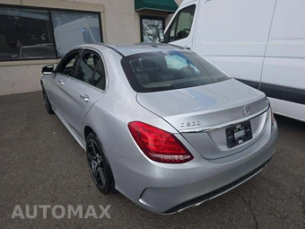 2015 Mercedes-Benz C 300 4MATIC Sedan w/Sport Pkg - miniatura 2
