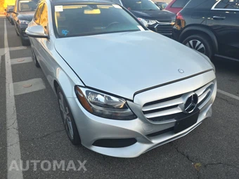 2015 Mercedes-Benz C 300 Sedan – miniatura 3