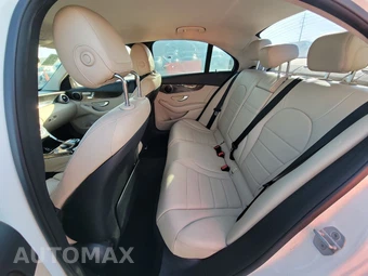 2015 Mercedes-Benz C 300 Sedan – miniatura 13