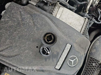 2015 Mercedes-Benz C 300 Sedan – miniatura 18