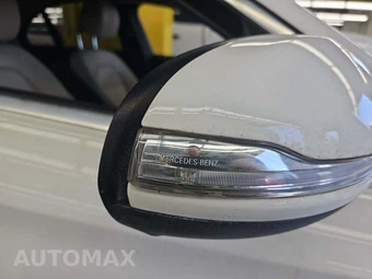 2015 Mercedes-Benz C 300 Sedan – miniatura 22