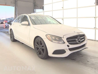 2015 Mercedes-Benz C 300 Sedan – miniatura 3