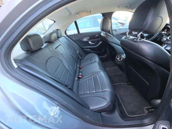 2015 Mercedes-Benz C 300 Sedan – miniatura 16