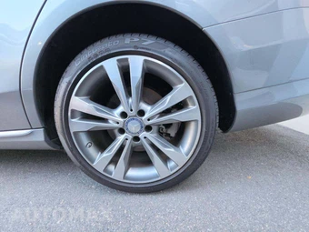 2015 Mercedes-Benz C 300 Sedan – miniatura 24