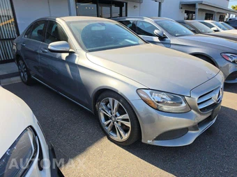 2015 Mercedes-Benz C 300 Sedan – miniatura 4