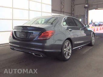 2015 Mercedes-Benz C 300 Sedan - miniatura 4