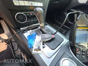 2015 Mercedes-Benz C 350 4MATIC Coupe – miniatura 8