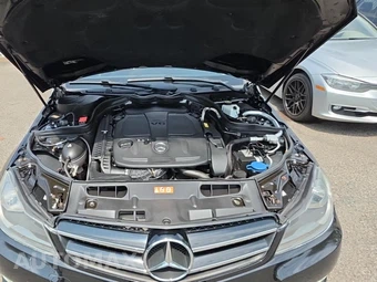 2015 Mercedes-Benz C 350 4MATIC Coupe - miniatura 18