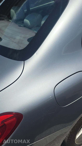 2015 Mercedes-Benz C 400 4MATIC Sedan - miniatura 21