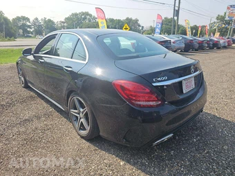 2015 Mercedes-Benz C 400 4MATIC Sedan - miniatura 2