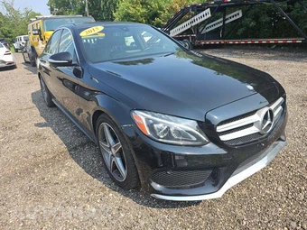 2015 Mercedes-Benz C 400 4MATIC Sedan - miniatura 4