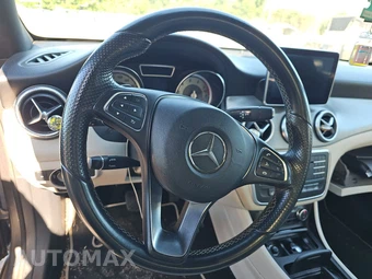2015 Mercedes-Benz CLA 250 4MATIC - miniatura 10