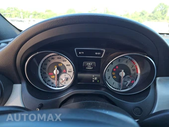 2015 Mercedes-Benz CLA 250 4MATIC - miniatura 12