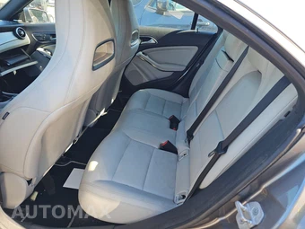 2015 Mercedes-Benz CLA 250 4MATIC - miniatura 13