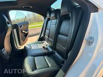 2015 Mercedes-Benz CLA 250 4MATIC - miniatura 52