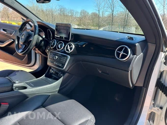 2015 Mercedes-Benz CLA 250 4MATIC - miniatura 59