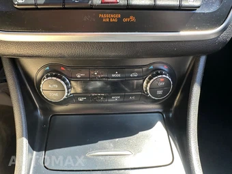 2015 Mercedes-Benz CLA 250 4MATIC - miniatura 71