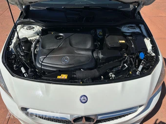 2015 Mercedes-Benz CLA 250 4MATIC - miniatura 82