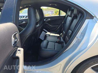 2015 Mercedes-Benz CLA 250 4MATIC - miniatura 13