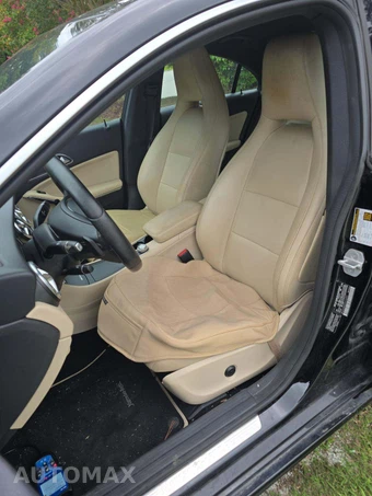 2015 Mercedes-Benz CLA 250 - miniatura 3