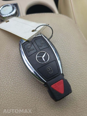 2015 Mercedes-Benz CLA 250 - miniatura 5