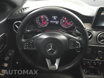2015 Mercedes-Benz CLA 250 – miniatura 10