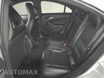 2015 Mercedes-Benz CLA 250 – miniatura 13