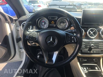 2015 Mercedes-Benz CLA 250 – miniatura 10