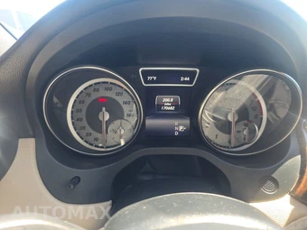 2015 Mercedes-Benz CLA 250 – miniatura 12
