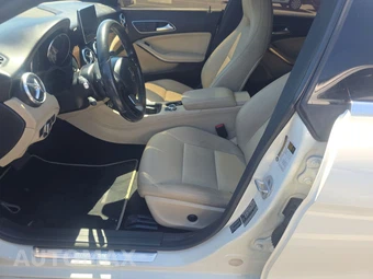 2015 Mercedes-Benz CLA 250 – miniatura 7