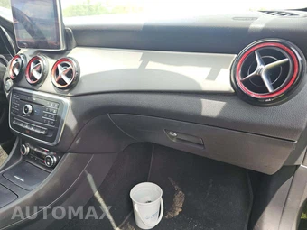 2015 Mercedes-Benz CLA 250 – miniatura 19