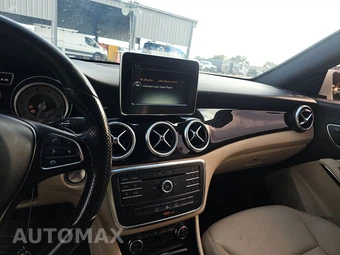 2015 Mercedes-Benz CLA 250 – miniatura 11