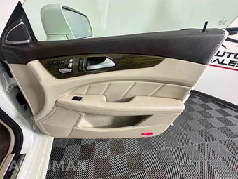 2015 Mercedes-Benz CLS 400 - miniatura 24